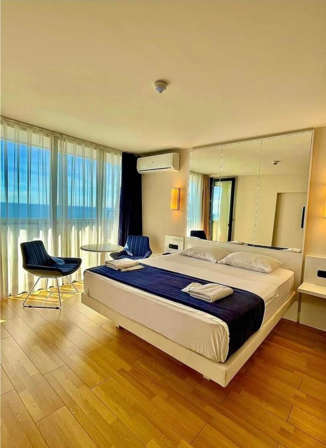 Natalia -Apartments In - Orbi City Batum Dış mekan fotoğraf